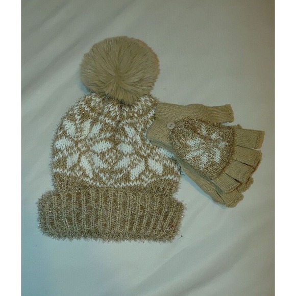 Super Cute Tan Beanie &‎ Gloves - Picture 1 of 3